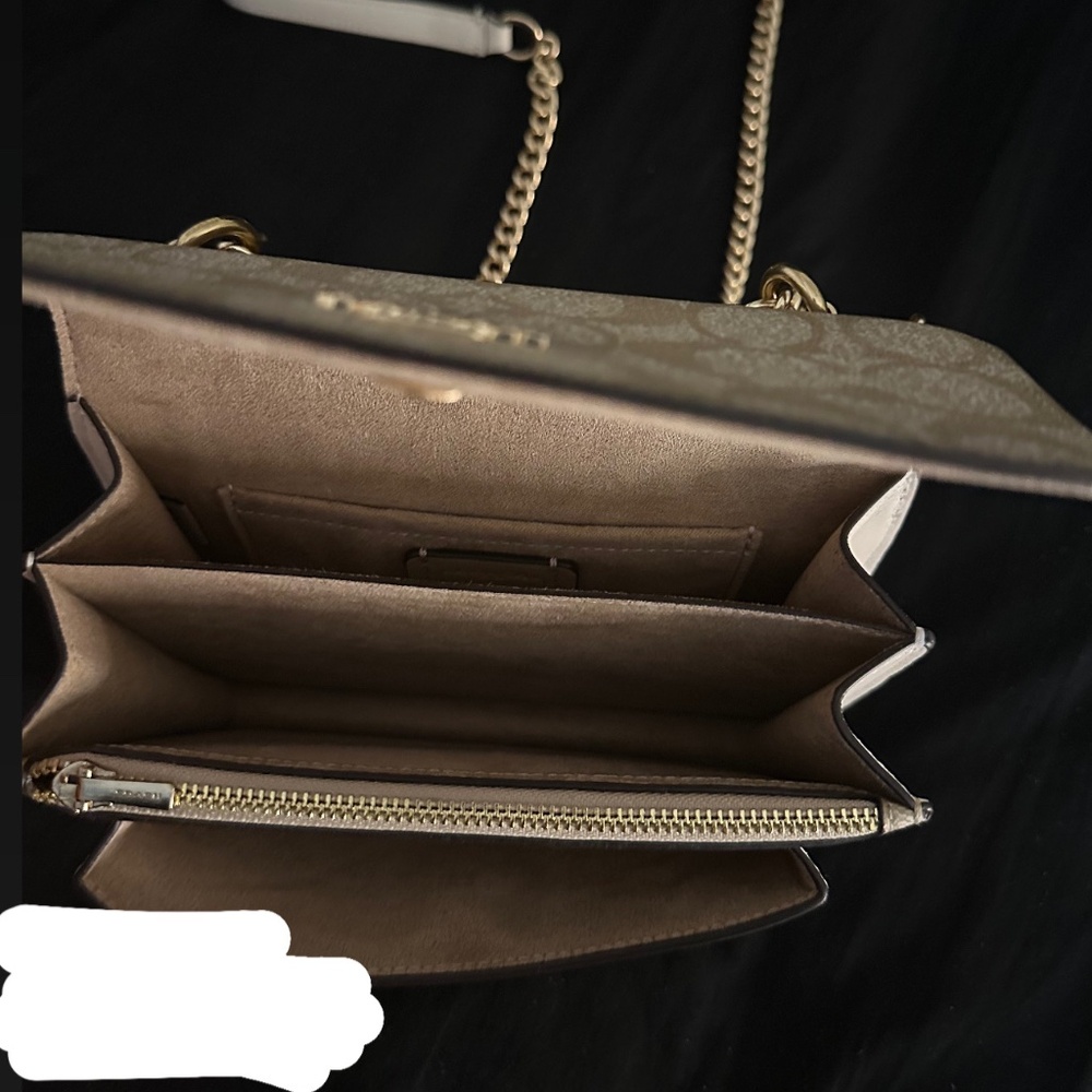 Coach purses - Picture 3 of 3